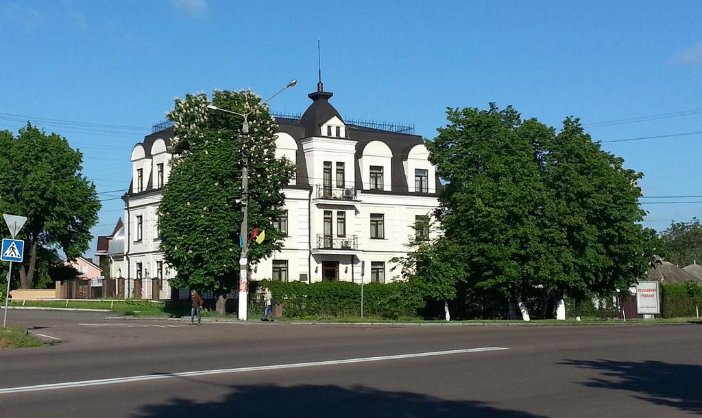 VLG Hotel Boryspilʼ Exterior foto